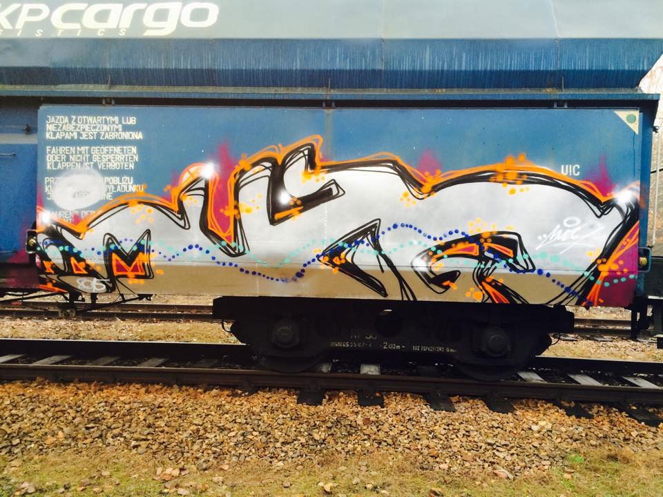 Graffiti Train - Photo by muzg