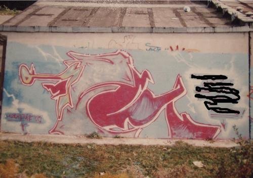 Graffiti Wall - Photo by muzg - 2003