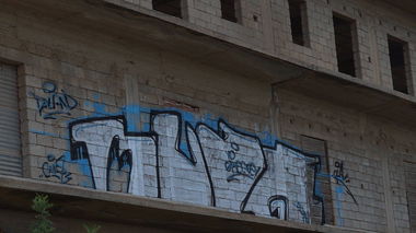 Graffiti Wall in Crete - Photo by muzg