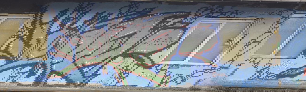 Graffiti Wall - Photo by muzg (2015)