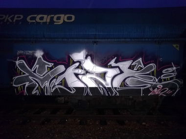 Graffiti Train - Photo by muzg