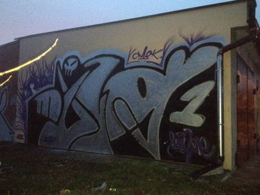 Graffiti Bombing - Photo by muzg (2013)