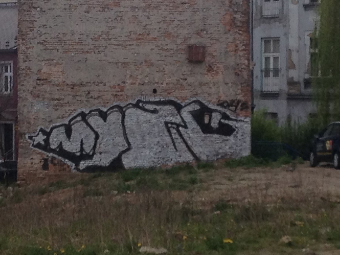 Graffiti Wall - Photo by muzg (2014)