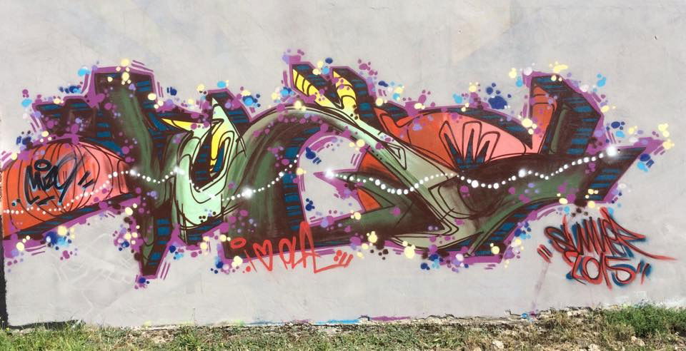 Graffiti Wall - Photo by muzg