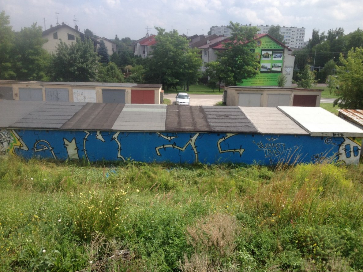 Graffiti Wall - Photo by muzg (2014)