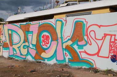 Graffiti Wall - Photo by myGuns - (Reok) (2013)