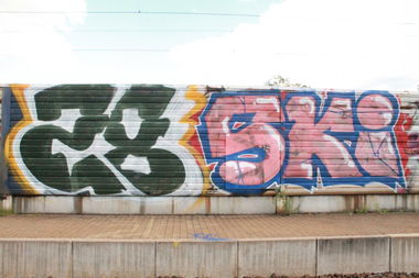 Graffiti Wall - Photo by myGuns (2013)