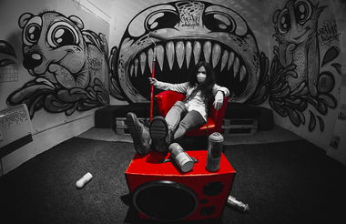 Graffiti Artwork in Bucharest - Photo by mycutecreatures - creaturi, dragute, romania (2014)