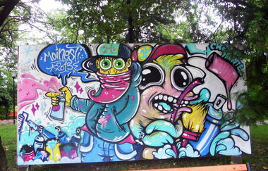 Graffiti Wall in Moine?ti - Photo by mycutecreatures - score, creaturi, dragute (2013)
