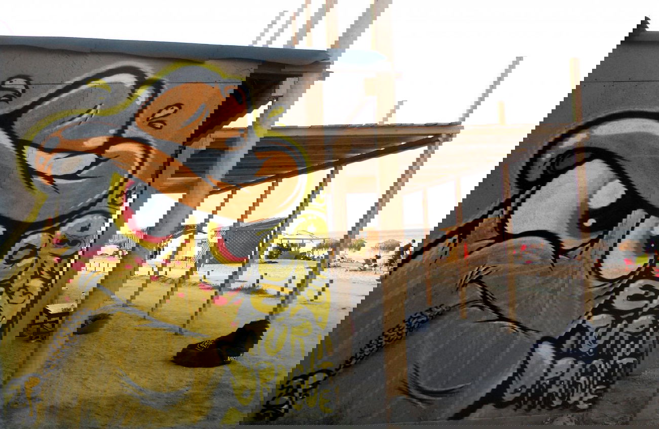 Graffiti Wall in Vama Veche - Photo by mycutecreatures - vama, veche, romania (2013)