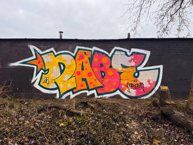 Graffiti Wall - Photo by nabe1 (2026)