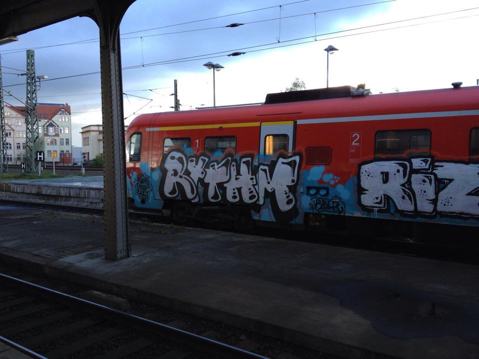 Graffiti Train - Photo by nachdenksessel - Rythm, Halle, spotted (2014)