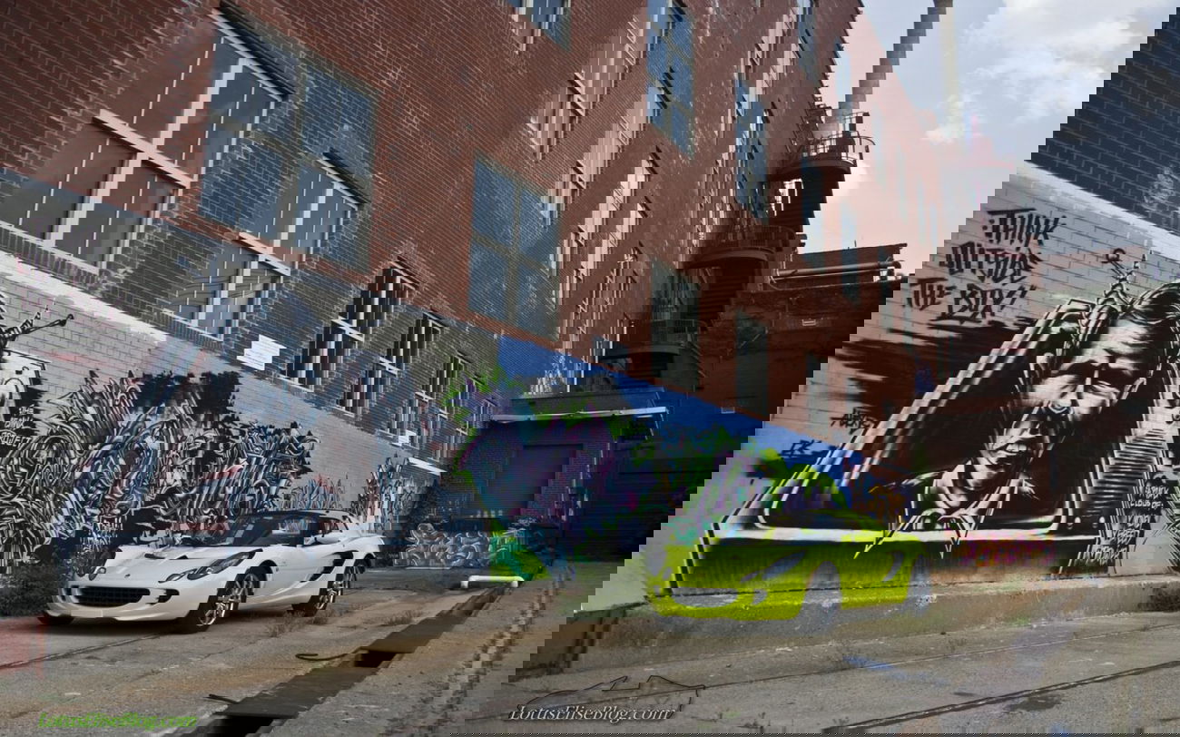 Graffiti Wall in New York - Photo by napi3 - car