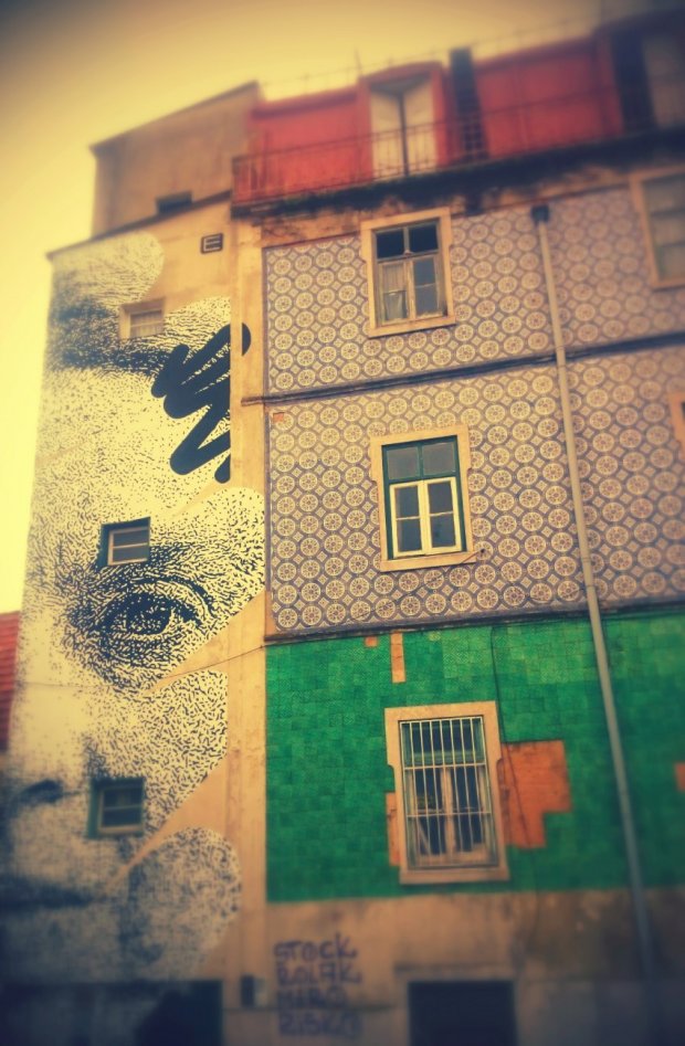 Graffiti Street Art - Photo by nash7