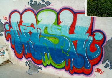 Graffiti Wall in Ermoupoli - Photo by nashek - nashek, ilio (2009)