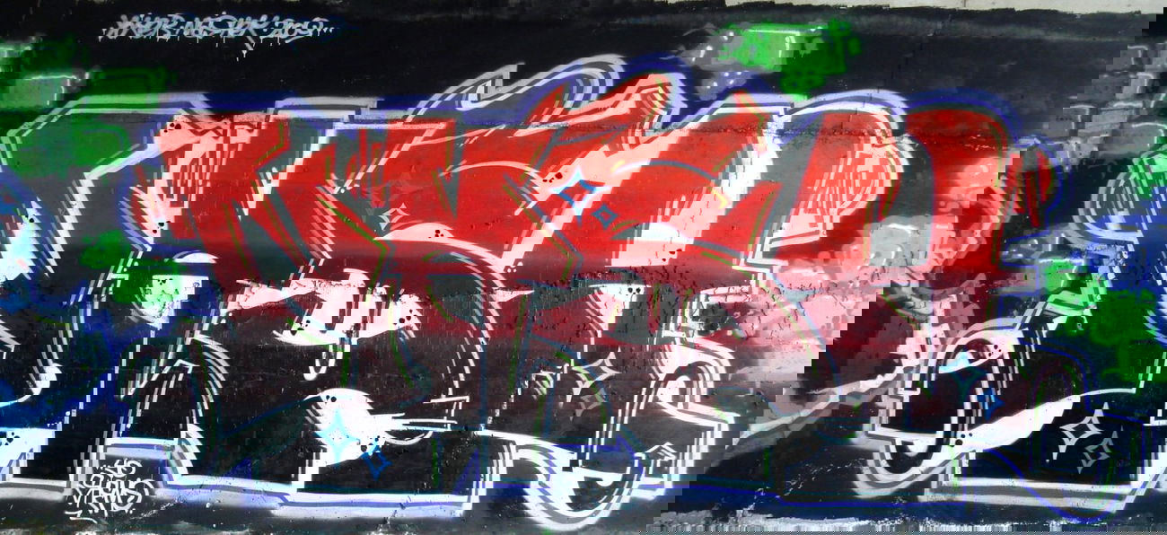 Graffiti Wall in Athens - Photo by nashek - nashek, ilio (2009)