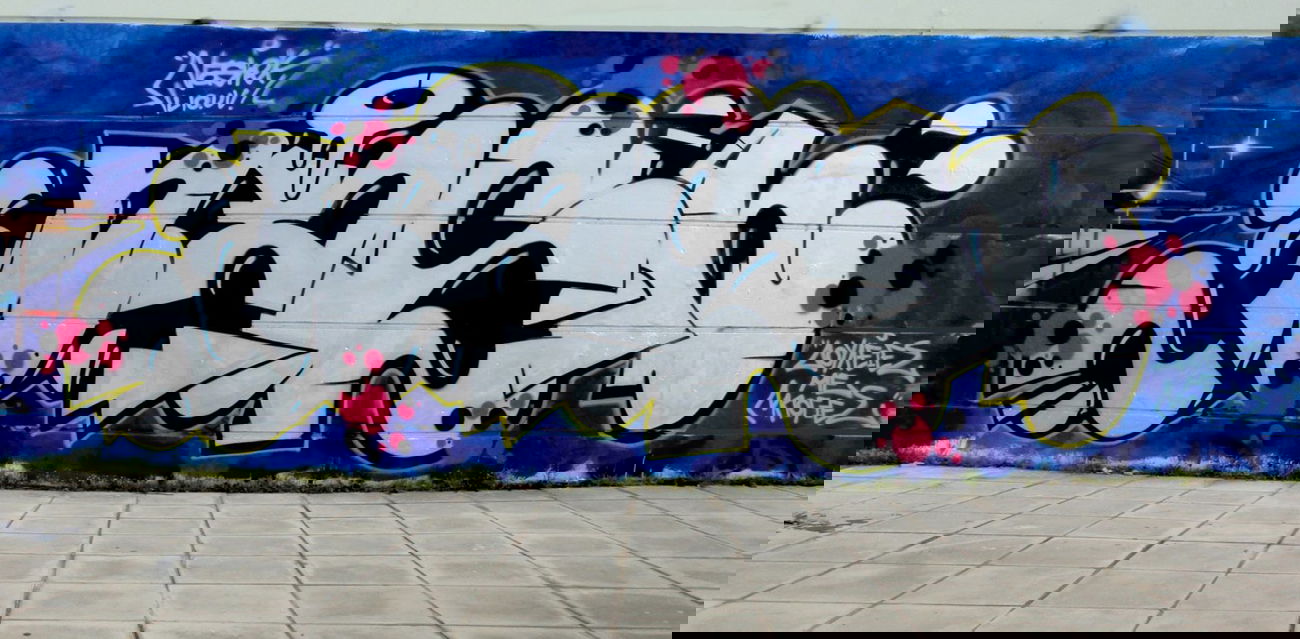 Graffiti Wall - Photo by nashek - nashek, ilio, uv (2015)
