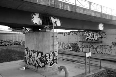 Graffiti Bombing - Photo by nastyawrok (2015)