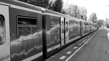 Graffiti Train - Photo by nastyawrok (2014)