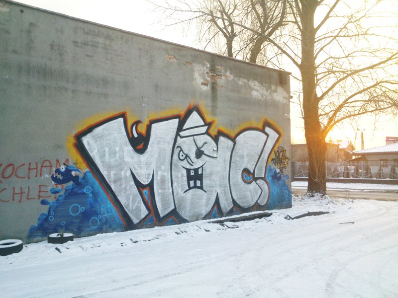 Graffiti Bombing in Myslowice - Photo by nastymac - simply, silver, bomb (2010)