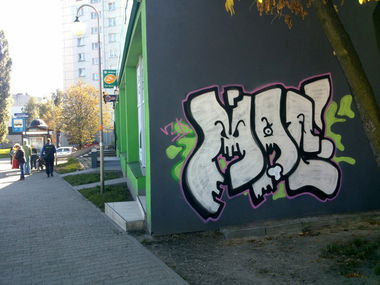 Graffiti Bombing in Myslowice - Photo by nastymac - mac!, silver, bomb (2013)
