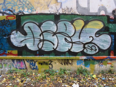 Graffiti Bombing - Photo by nearcrimekid