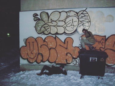 Graffiti Bombing - Photo by nearcrimekid