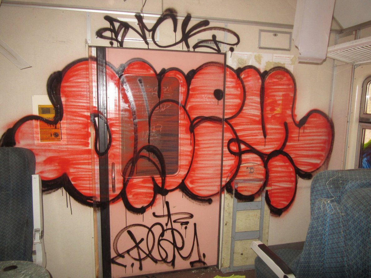 Graffiti Train - Photo by nearcrimekid