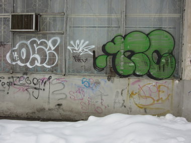 Graffiti Bombing - Photo by nearcrimekid