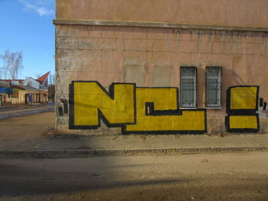 Graffiti Bombing - Photo by nearcrimekid - nc