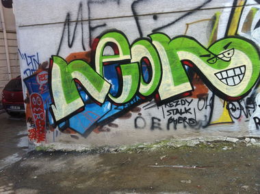 Graffiti Bombing in Turkey - Photo by neonlan (2017)