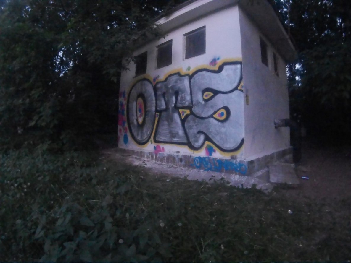 Graffiti Wall - Photo by newer88