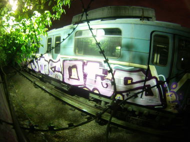 Graffiti Train - Photo by newer88 - new, more (2014)