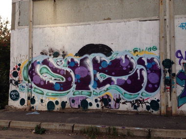 Graffiti Wall - Photo by newer88