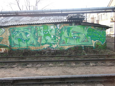 Graffiti Bombing - Photo by newer88