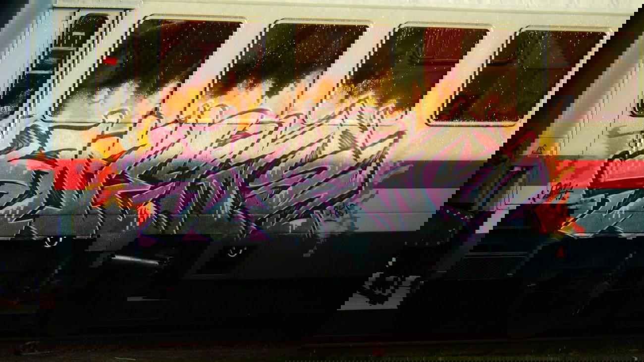 Graffiti Train - Photo by news (2014)