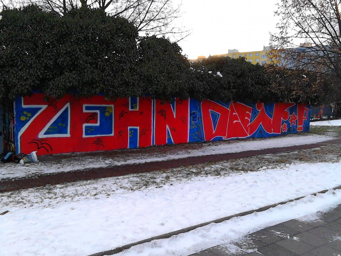 Graffiti Wall - Photo by nic - jam, !!!