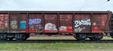 Graffiti Train - Photo by nice - trainwriting, 2025, paintedtrains (2025)