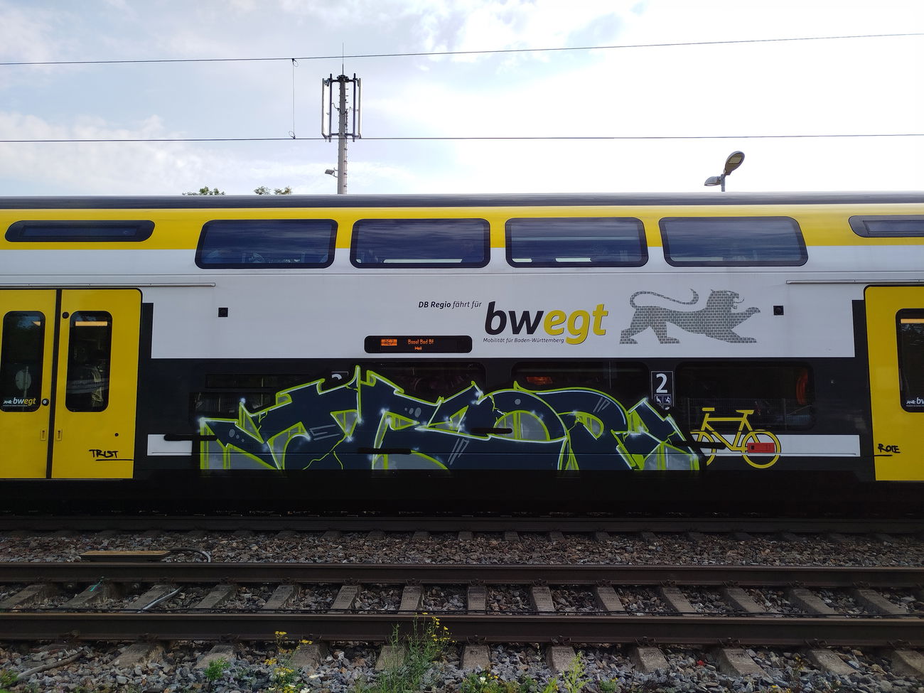 Graffiti Train - Photo by nice (2025)