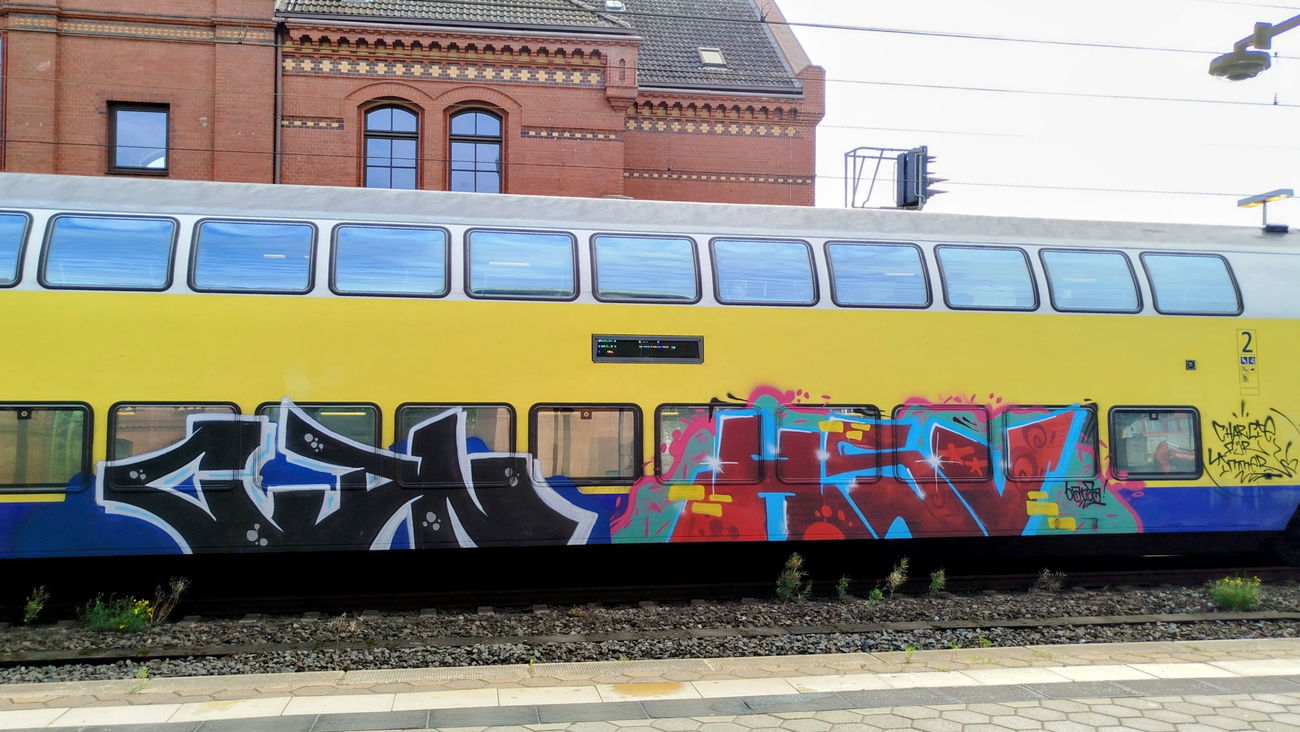 Graffiti Train - Photo by nice (2025)