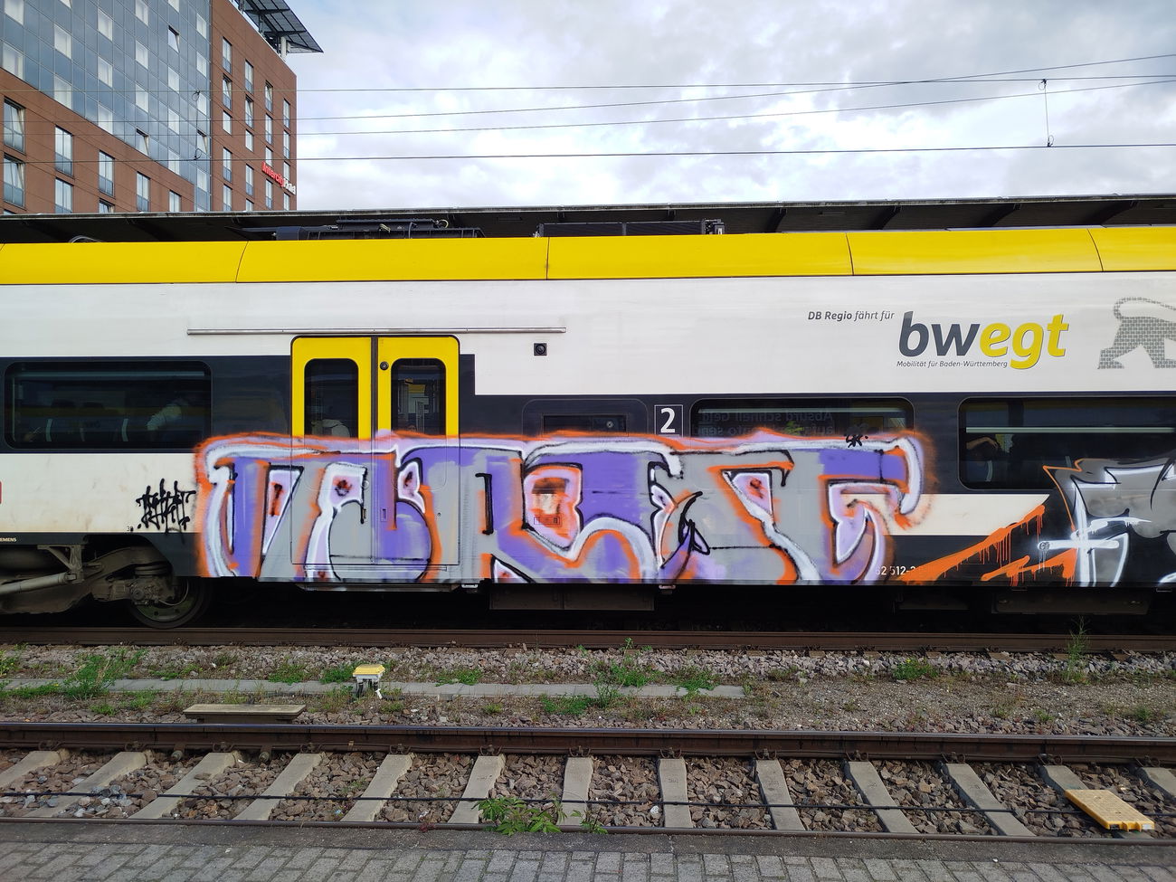 Graffiti Train - Photo by nice (2025)