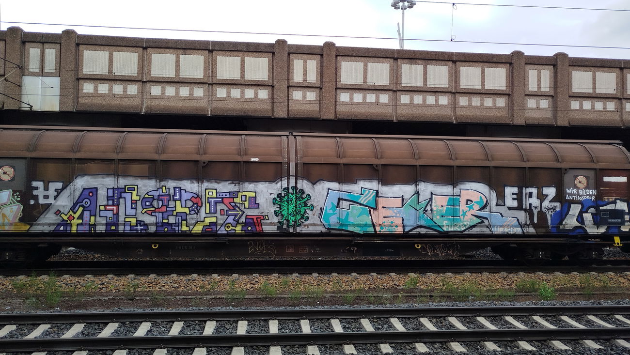 Graffiti Train - Photo by nice (2025)