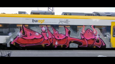 Graffiti Train - Photo by nice - farbverläufe, graffiti, sbahn (2025)