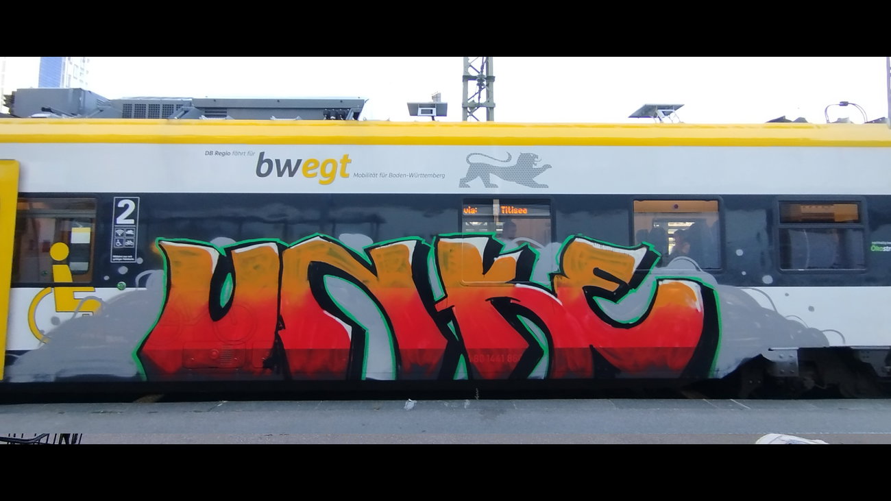 Graffiti Train in 79108 - Photo by nice - farbverläufe, graffiti, sbahn (2025)