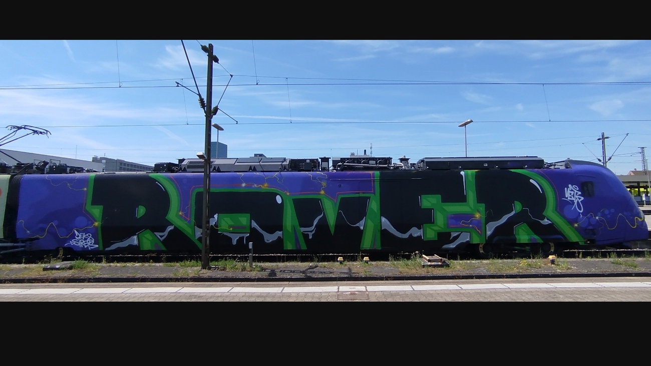 Graffiti Train - Photo by nice (2026)