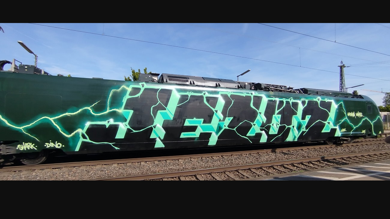 Graffiti Train - Photo by nice (2026)
