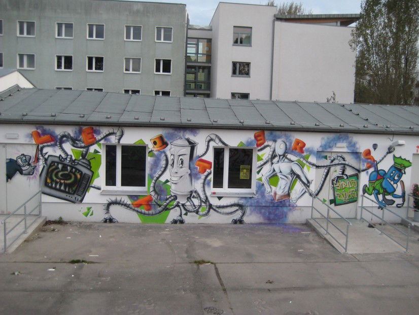 Graffiti Wall - Photo by niemand - letters, sirius, silas (2011)