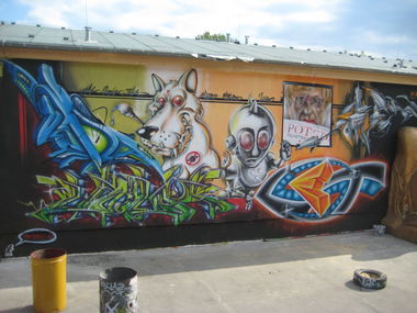 Graffiti Wall in potsdam - Photo by niemand - holm, urok, mynok (2011)
