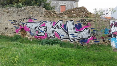 Graffiti Wall in Lissabon - Photo by nik (2017)
