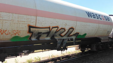 Graffiti Train in Deutschland - Photo by nik - erfurt, rkl, nik (2016)
